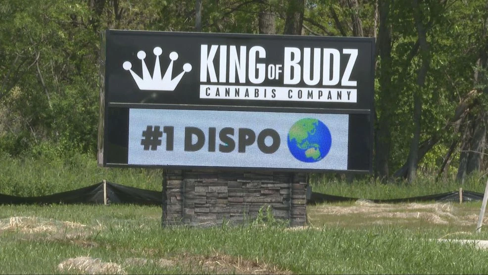 Město New Buffalo nařizuje změny v reklamě na konopí