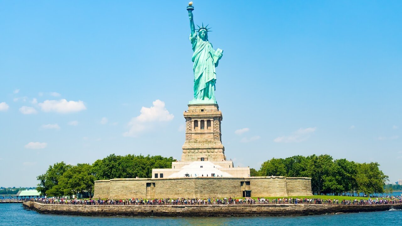 New York quarantines $10 million in cannabis products