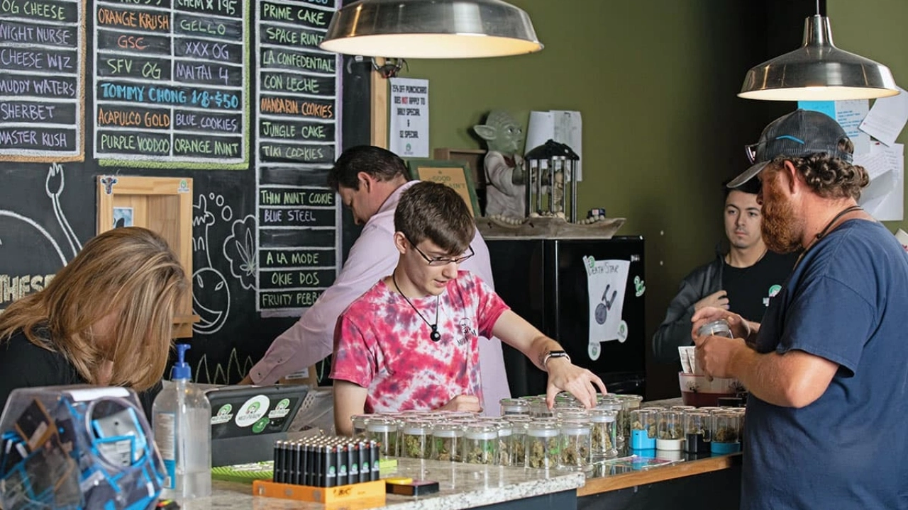 Massachusetts advances adult-use cannabis repeal to ballot